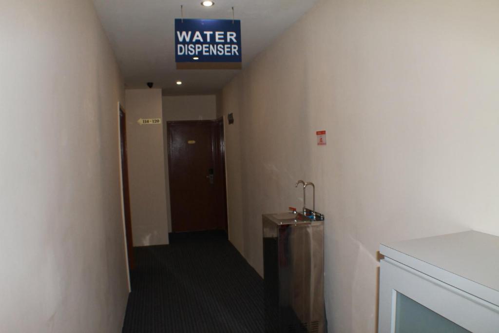 Hotel Zamburger Bukit Indah Johor Bahru Exterior photo