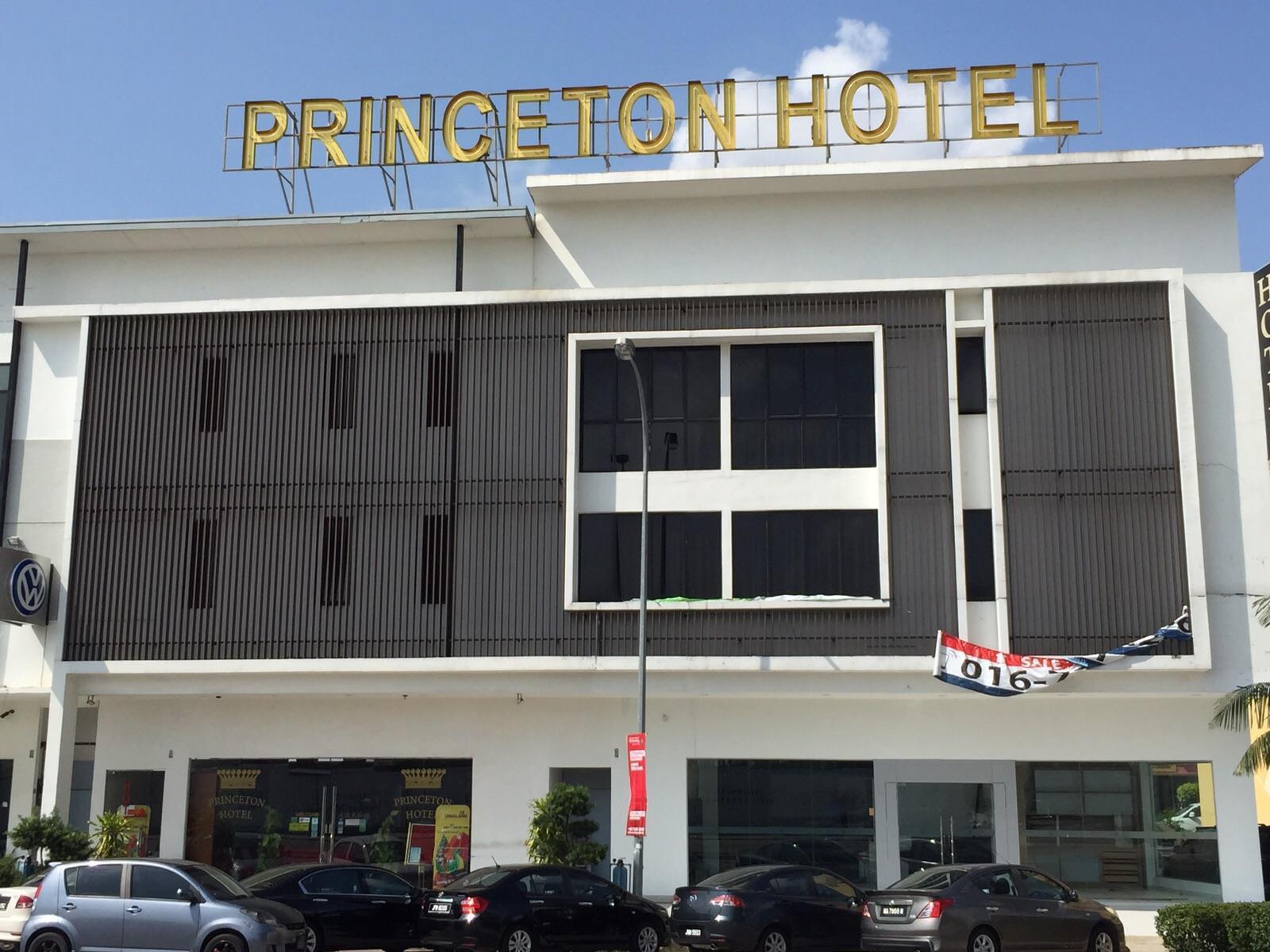 Hotel Zamburger Bukit Indah Johor Bahru Exterior photo